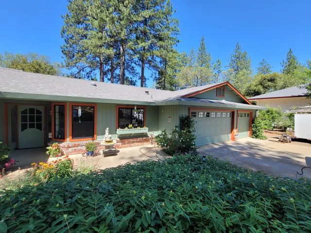 Exterior Painting by Michael Hines Painting