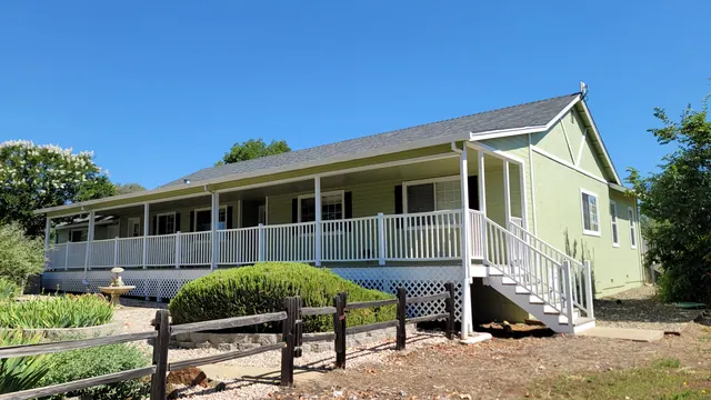 Exterior Painting by Michael Hines Painting