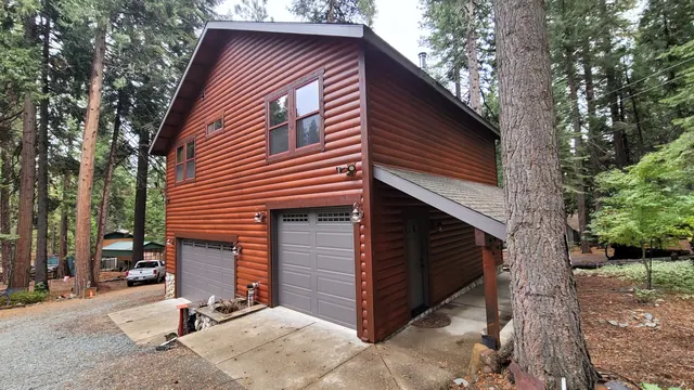 Log Homes & Staining by Michael Hines Painting