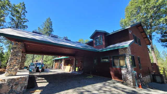 Log Homes & Staining by Michael Hines Painting